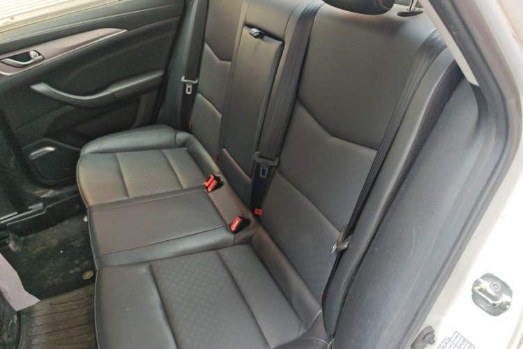 Used CHANGAN Eado 2019 High-Energy Edition 1.6L GDI Manual Pioneer Model China VI Standard Left Rear Seat