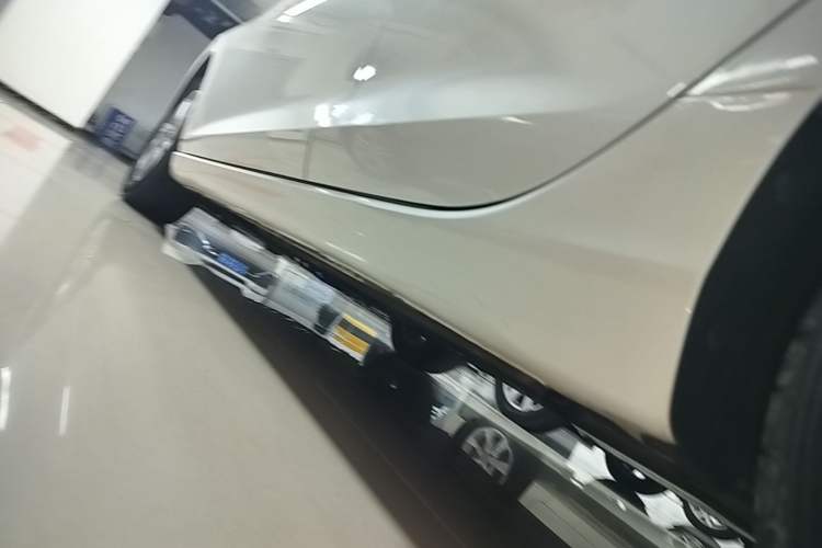 Used CHANGAN Eado 2019 1.6L GDI Manual Value Edition China VI Standard Left Side Sill