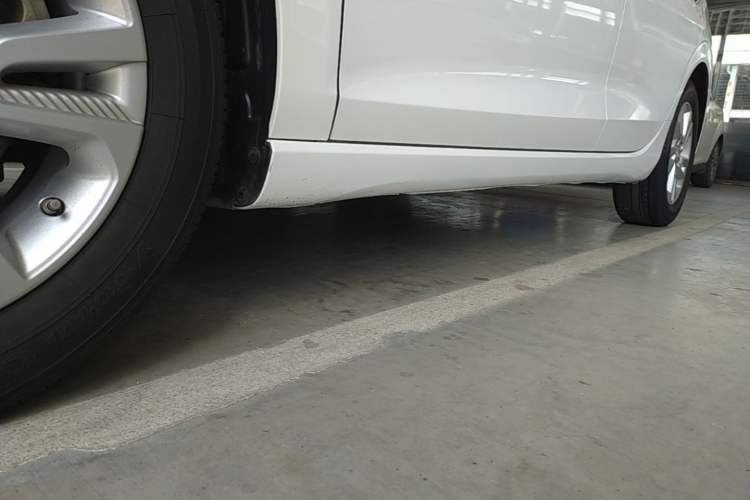 Used CHANGAN Eado 2019 High-Energy Edition 1.6L GDI Manual Pioneer Model China VI Standard Left Side Sill