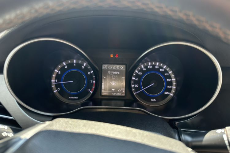 Used CHANGAN Eado 2019 High-Energy Edition 1.6L GDI Automatic Zhenfeng Model China VI Standard Odometer Close Up