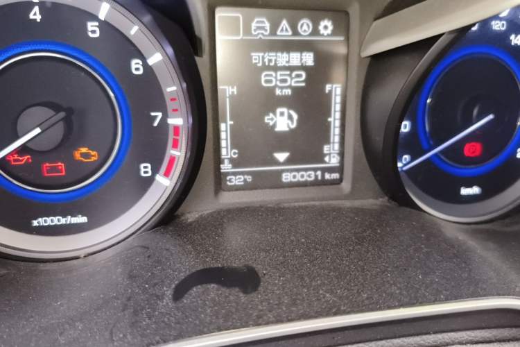 Used CHANGAN Eado 2019 High-Energy Edition 1.6L GDI Manual Pioneer Model China VI Standard Odometer Close Up