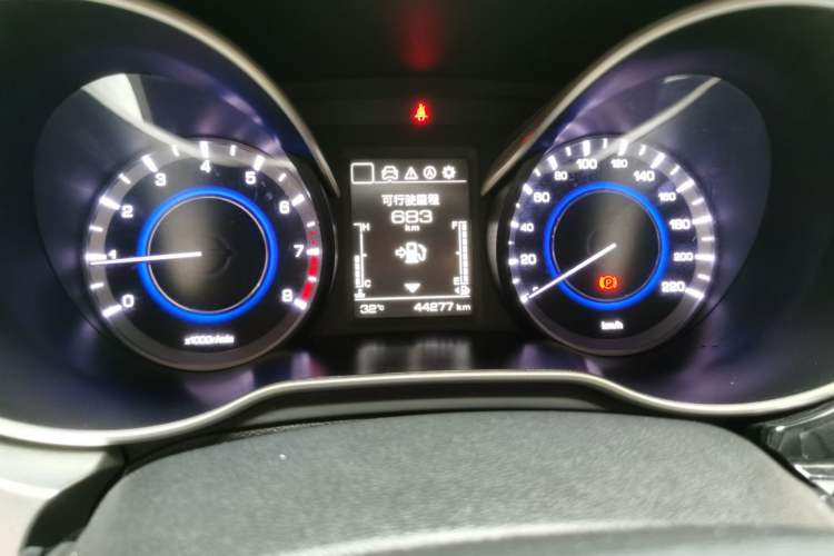 Used CHANGAN Eado 2019 High-Energy Edition 1.6L GDI Manual Pioneer Model China VI Standard Odometer Close Up
