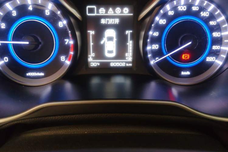 Used CHANGAN Eado 2019 High-Energy Edition 1.6L GDI Manual Pioneer Model China VI Standard Odometer Close Up