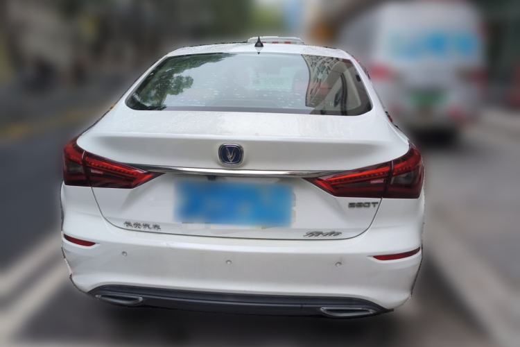 Used CHANGAN Eado 2019 Blue Whale Edition 280T GDI DCT High-Speed Model Rear
