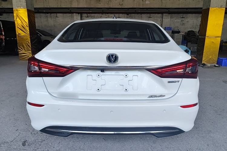 Used CHANGAN Eado 2019 Blue Whale Edition 280T GDI DCT Light-Speed Model Rear