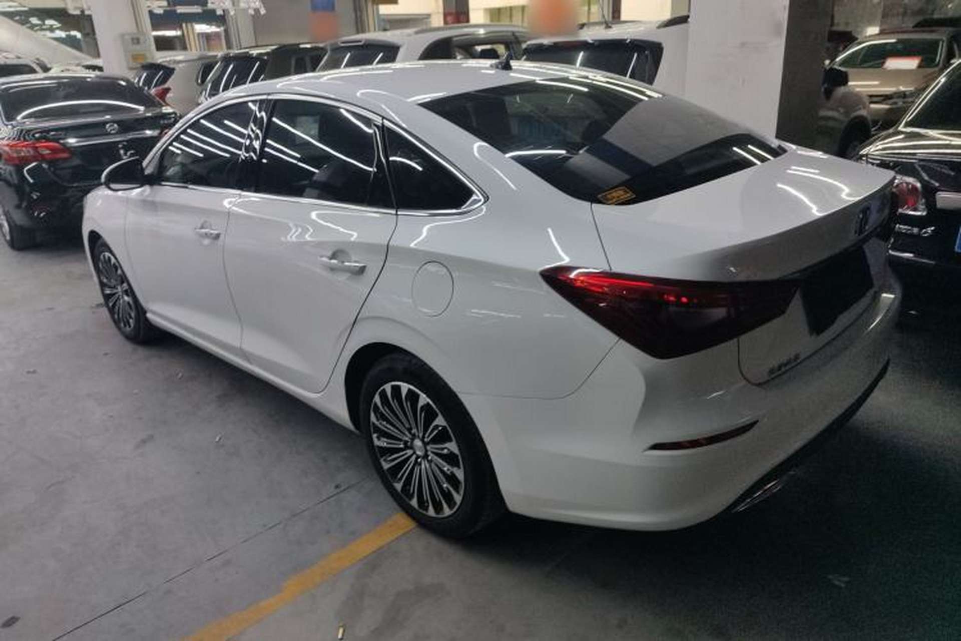 Used CHANGAN Eado 2019 Blue Whale Edition 280T GDI DCT Light-Speed Model Rear Left 45 Deg