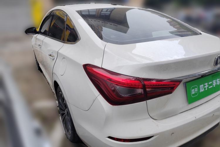 Used CHANGAN Eado 2019 Blue Whale Edition 280T GDI DCT Light-Speed Model Rear Left 45 Deg