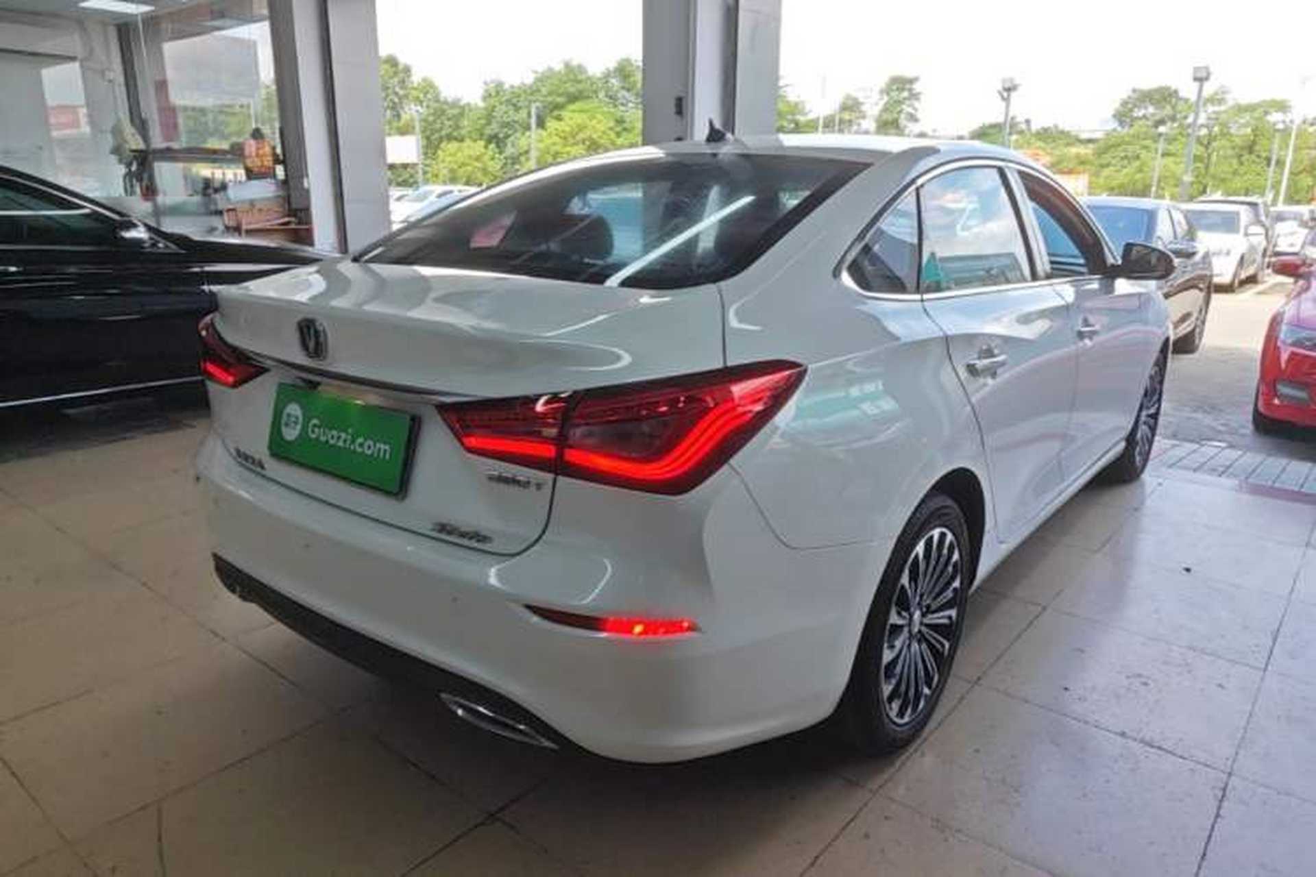 Used CHANGAN Eado 2019 Blue Whale Edition 280T GDI DCT High-Speed Model Rear Right 45 Deg