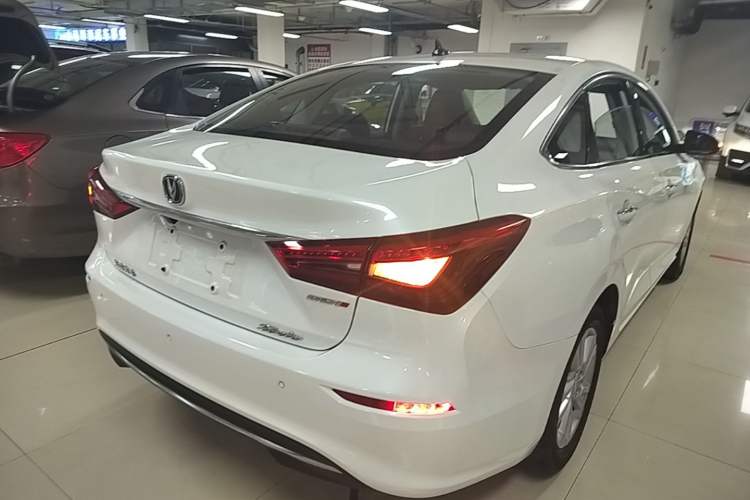 Used CHANGAN Eado 2019 1.6L GDI Manual Value Edition China VI Standard Rear Right 45 Deg