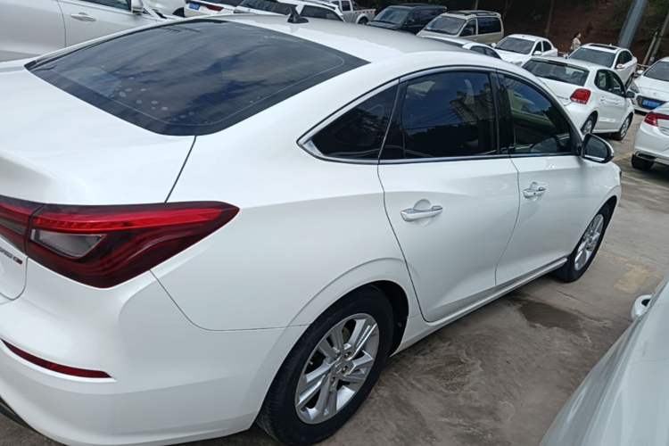 Used CHANGAN Eado 2019 High-Energy Edition 1.6L GDI Automatic Pioneer Model China VI Standard Rear Right 45 Deg