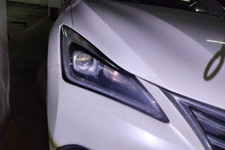 Used CHANGAN Eado 2019 High-Energy Edition 1.6L GDI Manual Pioneer Model China VI Standard Right Front Headlight