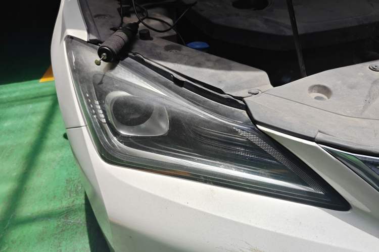 Used CHANGAN Eado 2019 High-Energy Edition 1.6L GDI Manual Pioneer Model China VI Standard Right Front Headlight