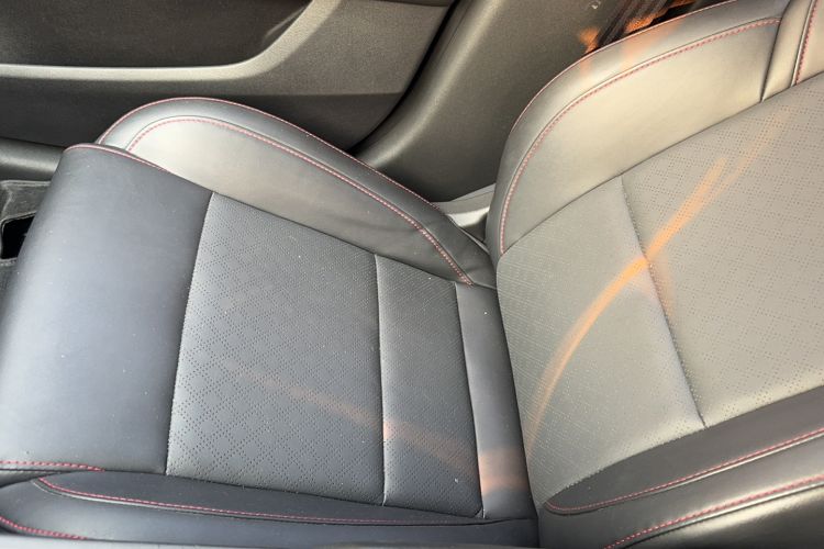 Used CHANGAN Eado 2019 Blue Whale Edition 280T GDI DCT High-Speed Model Right Front Seat
