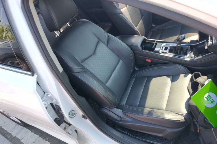 Used CHANGAN Eado 2019 High-Energy Edition 1.6L GDI Manual Pioneer Model China VI Standard Right Front Seat