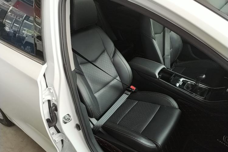 Used CHANGAN Eado 2019 High-Energy Edition 1.6L GDI Manual Pioneer Model China VI Standard Right Front Seat
