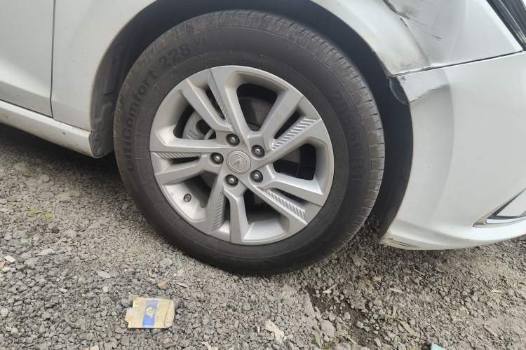 Used CHANGAN Eado 2019 High-Energy Edition 1.6L GDI Automatic Pioneer Model China VI Standard Right Front Wheel Hub