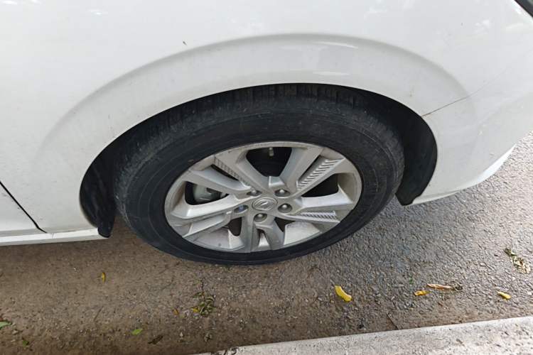 Used CHANGAN Eado 2019 High-Energy Edition 1.6L GDI Automatic Pioneer Model China VI Standard Right Front Wheel Hub