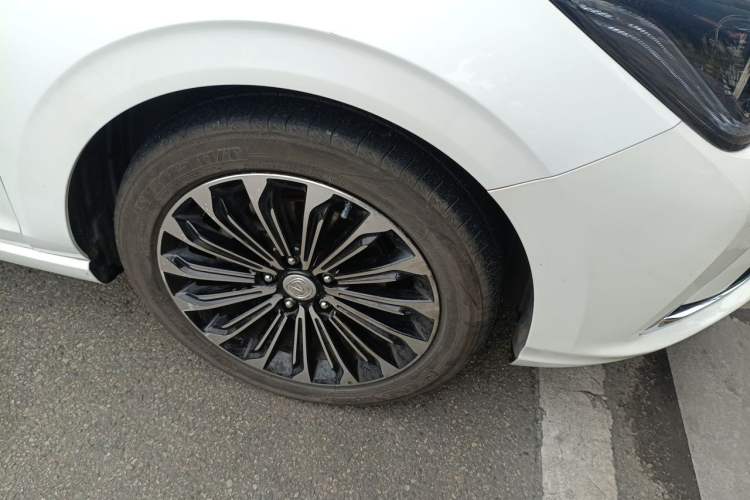 Used CHANGAN Eado 2019 Blue Whale Edition 280T GDI DCT High-Speed Model Right Front Wheel Hub