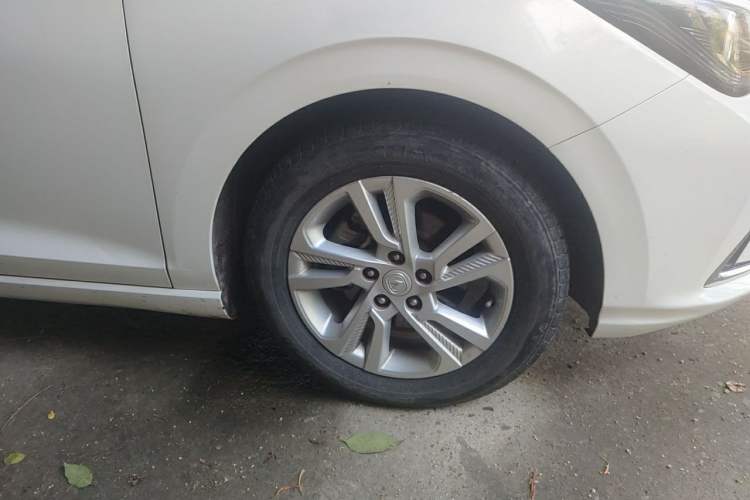 Used CHANGAN Eado 2019 Blue Whale Edition 280T GDI DCT High-Speed Model Right Front Wheel Hub