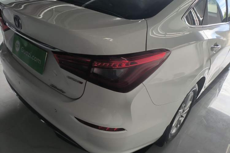 Used CHANGAN Eado 2019 1.6L GDI Manual Value Edition China VI Standard Right Rear Taillight