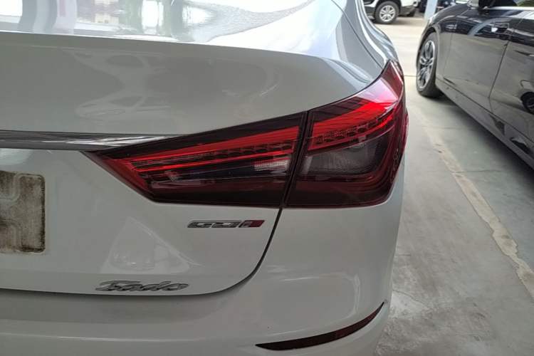 Used CHANGAN Eado 2019 High-Energy Edition 1.6L GDI Manual Pioneer Model China VI Standard Right Rear Taillight