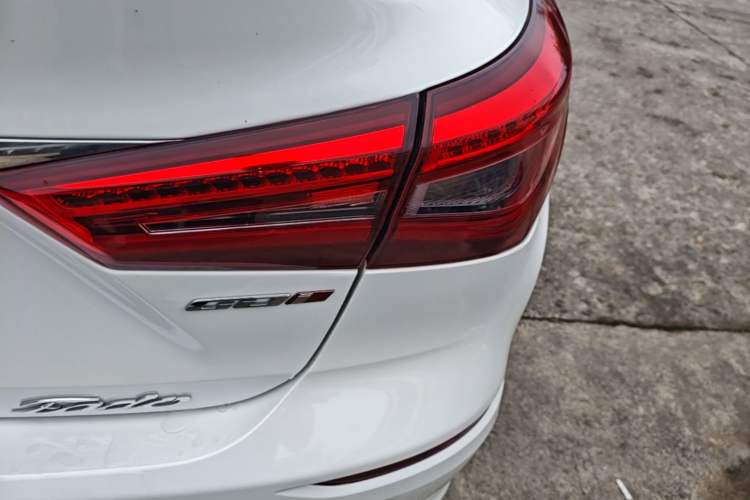 Used CHANGAN Eado 2019 High-Energy Edition 1.6L GDI Manual Pioneer Model China VI Standard Right Rear Taillight