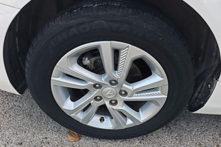 Used CHANGAN Eado 2019 High-Energy Edition 1.6L GDI Automatic Pioneer Model China VI Standard Right Rear Wheel Hub