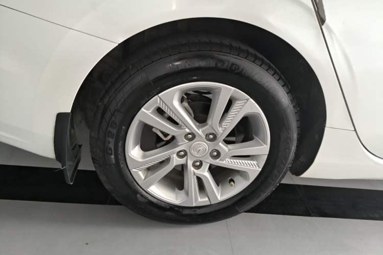 Used CHANGAN Eado 2019 1.6L GDI Manual Value Edition China VI Standard Right Rear Wheel Hub