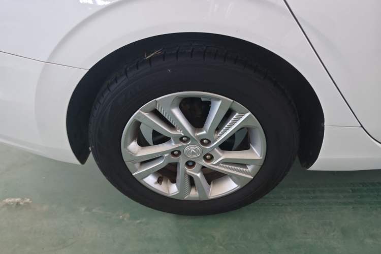 Used CHANGAN Eado 2019 High-Energy Edition 1.6L GDI Manual Pioneer Model China VI Standard Right Rear Wheel Hub