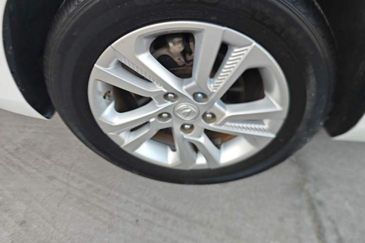 Used CHANGAN Eado 2019 High-Energy Edition 1.6L GDI Manual Pioneer Model China VI Standard Right Rear Wheel Hub