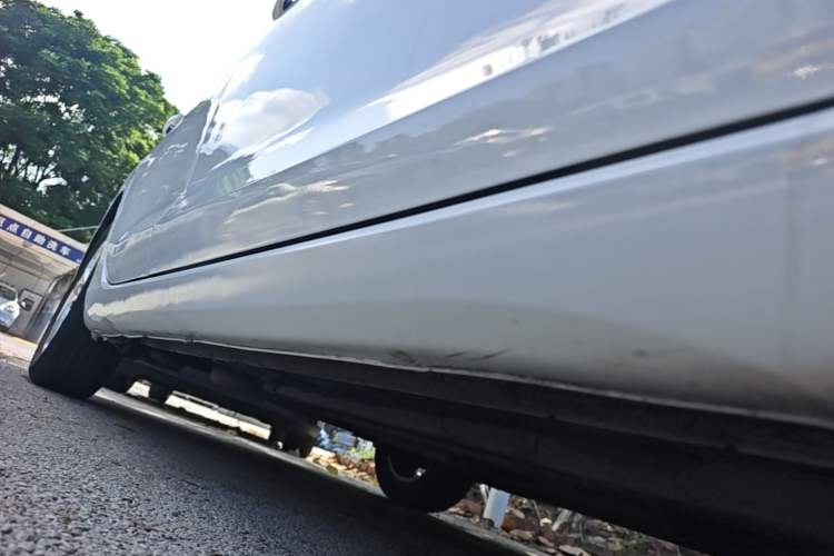 Used CHANGAN Eado 2019 High-Energy Edition 1.6L GDI Automatic Pioneer Model China VI Standard Right Side Sill