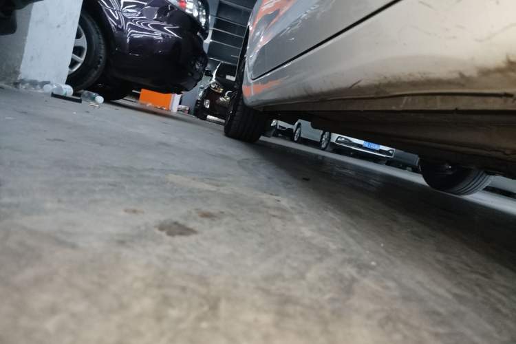 Used CHANGAN Eado 2019 Blue Whale Edition 280T GDI DCT Light-Speed Model Right Side Sill