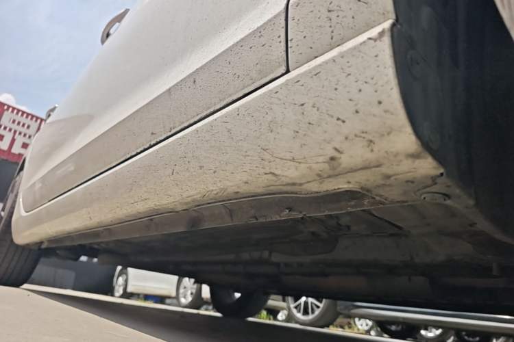 Used CHANGAN Eado 2019 Blue Whale Edition 280T GDI DCT Light-Speed Model Right Side Sill