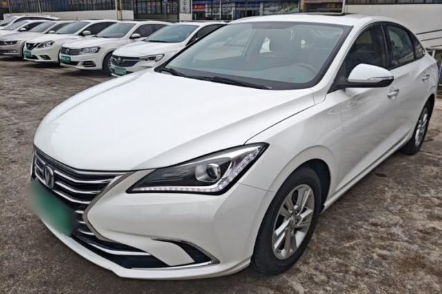 Used CHANGAN Eado 2019 High-Energy Edition 1.6L GDI Manual Pioneer Model China VI Standard