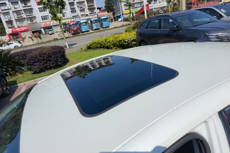 Used CHANGAN Eado 2019 High-Energy Edition 1.6L GDI Manual Pioneer Model China VI Standard Roof