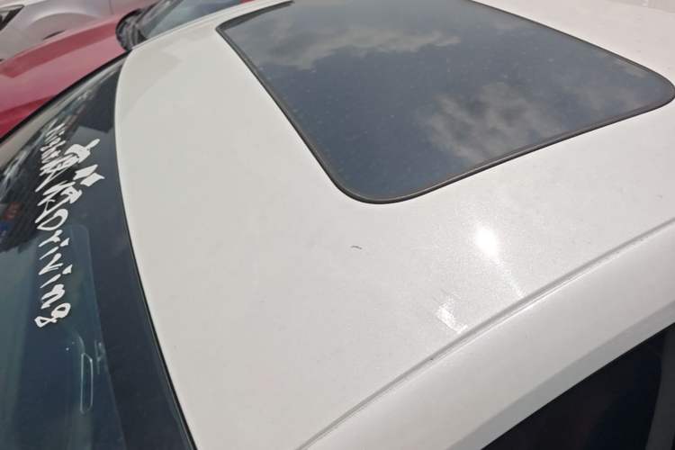 Used CHANGAN Eado 2019 Blue Whale Edition 280T GDI DCT Light-Speed Model Roof