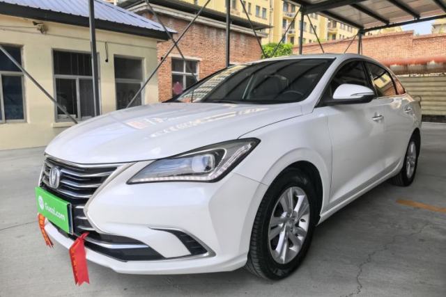 Ojetý CHANGAN Eado 2019 High-Energy Edition 1.6L GDI Manual Pioneer Model China VI Standard