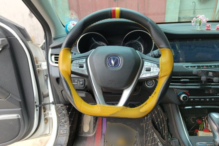 Used CHANGAN Eado 2019 High-Energy Edition 1.6L GDI Automatic Pioneer Model China VI Standard Steering Wheel