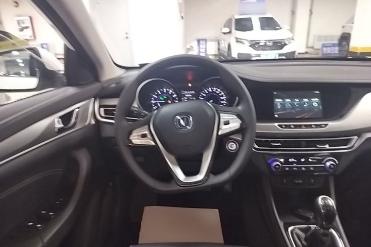 Used CHANGAN Eado 2019 1.6L GDI Manual Value Edition China VI Standard Steering Wheel