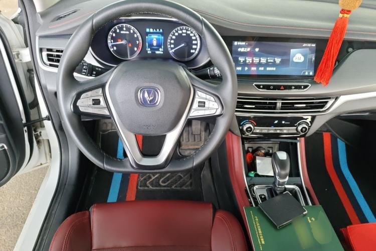 Used CHANGAN Eado 2019 Blue Whale Edition 280T GDI DCT High-Speed Model Steering Wheel