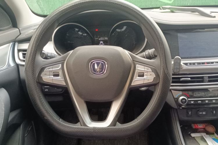 Used CHANGAN Eado 2019 1.6L GDI Manual Value Edition China VI Standard Steering Wheel