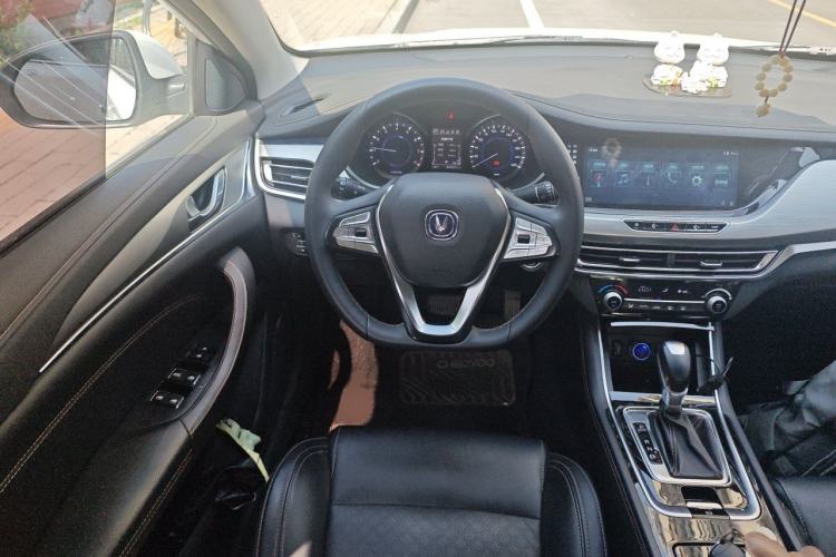Used CHANGAN Eado 2019 High-Energy Edition 1.6L GDI Automatic Pioneer Model China VI Standard Steering Wheel