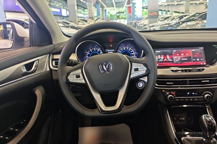 Used CHANGAN Eado 2019 High-Energy Edition 1.6L GDI Manual Pioneer Model China VI Standard Steering Wheel