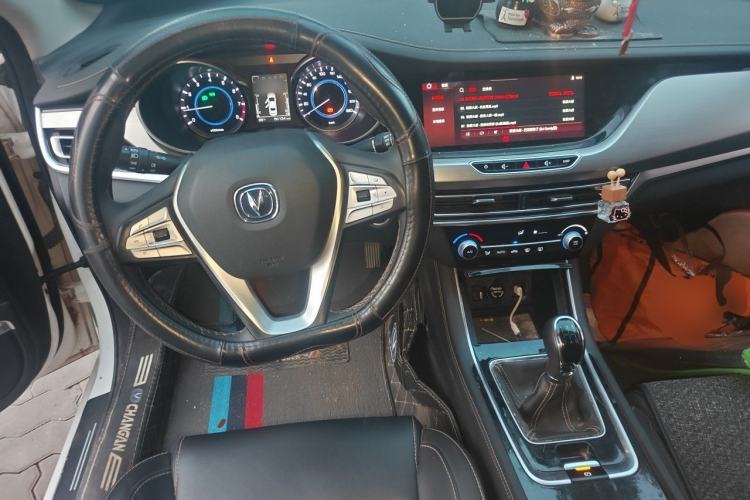 Used CHANGAN Eado 2019 High-Energy Edition 1.6L GDI Manual Pioneer Model China VI Standard Steering Wheel