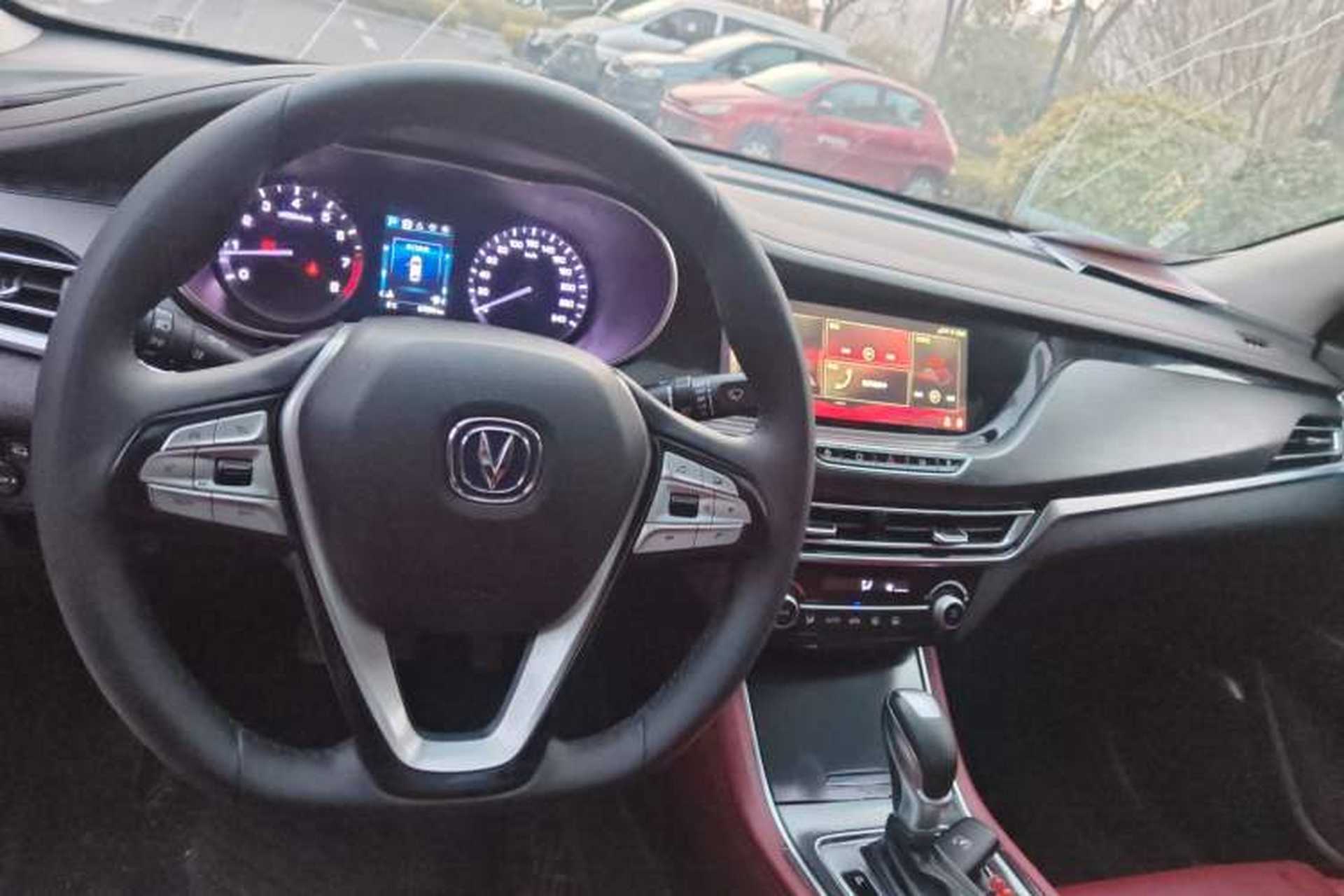 Used CHANGAN Eado 2019 Blue Whale Edition 280T GDI DCT High-Speed Model Steering Wheel