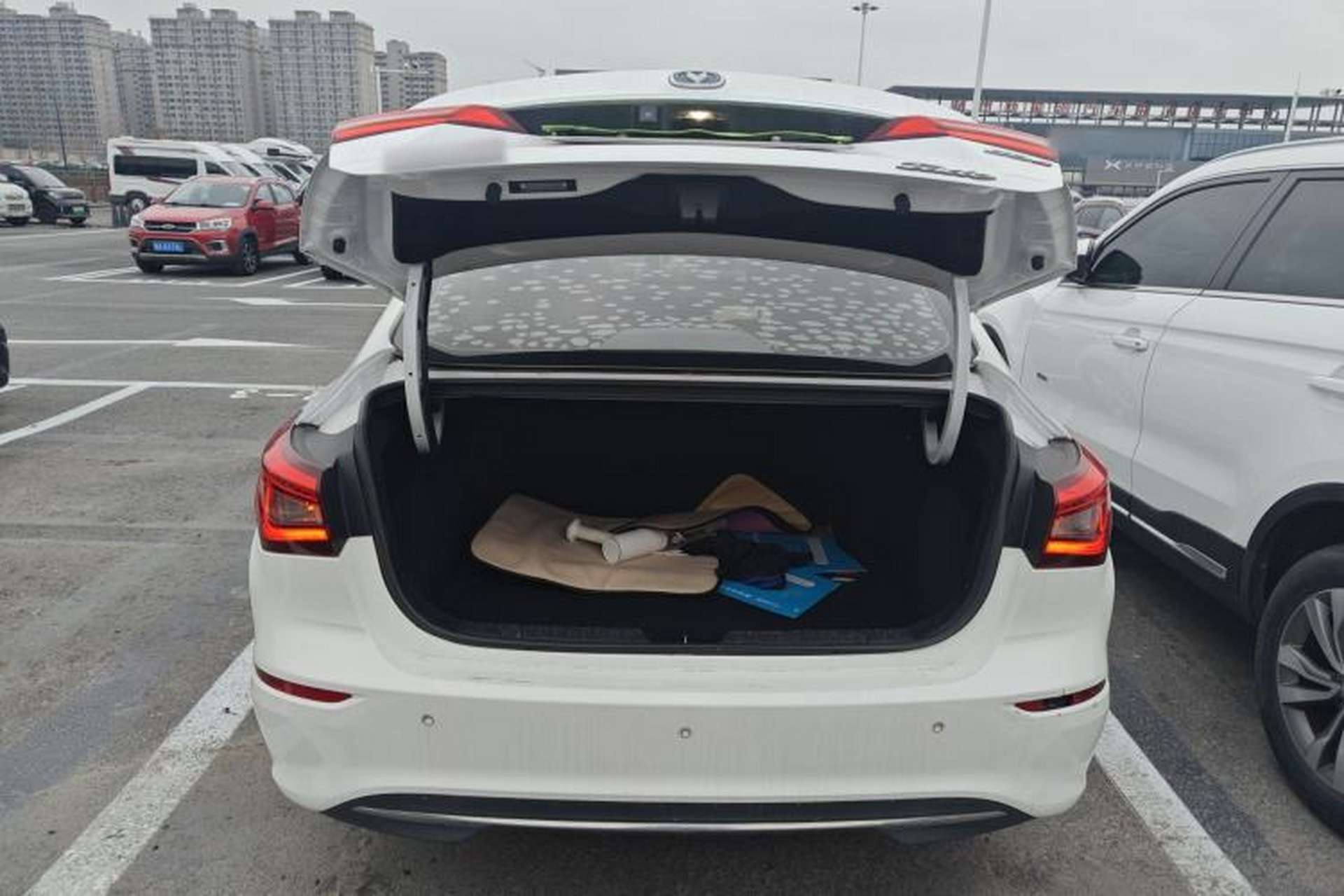 Used CHANGAN Eado 2019 High-Energy Edition 1.6L GDI Manual Pioneer Model China VI Standard Trunk
