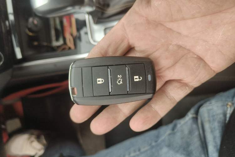 Used CHANGAN Eado 2019 High-Energy Edition 1.6L GDI Automatic Pioneer Model China VI Standard Vehicle Key