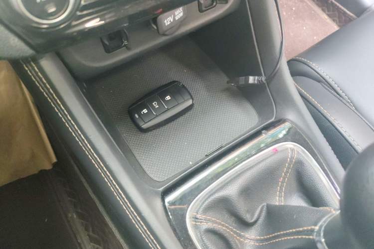Used CHANGAN Eado 2019 1.6L GDI Manual Value Edition China VI Standard Vehicle Key
