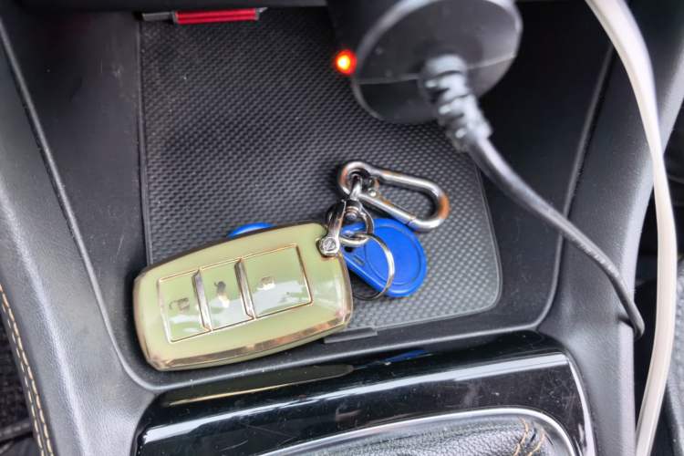 Used CHANGAN Eado 2019 1.6L GDI Manual Value Edition China VI Standard Vehicle Key