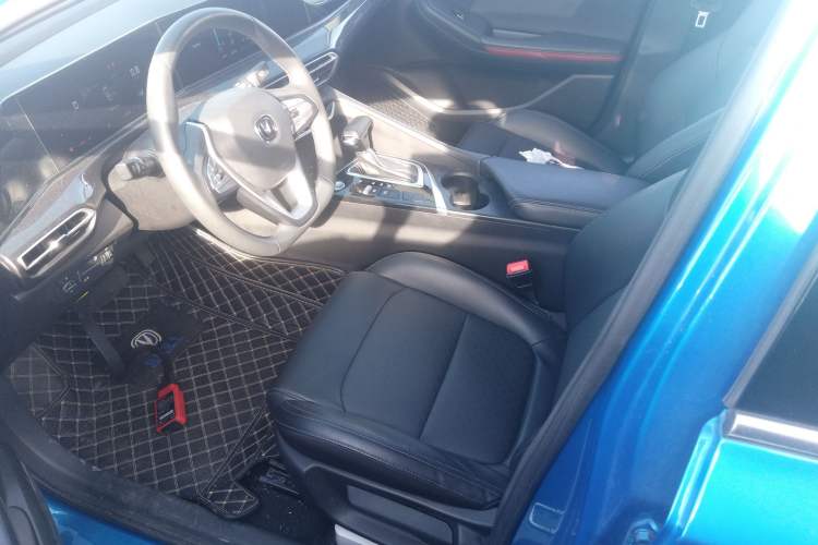 Used CHANGAN Eado 2020 PLUS Blue Whale NE 1.4T GDI DCT Prestige Model Left Front Seat